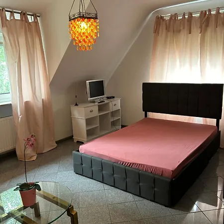 Im Duesseldorfer Norden * Düsseldorf